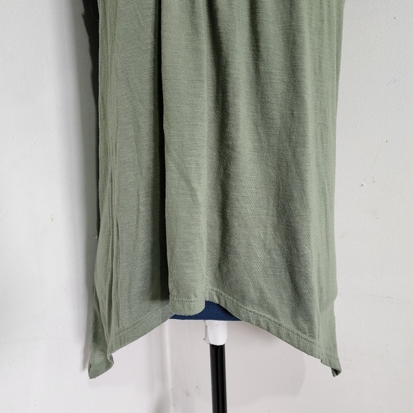 Almost Famous Crochet Front Halter Top - Picture 3 of 8